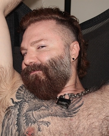Ginger Daddy Pit Sniffer